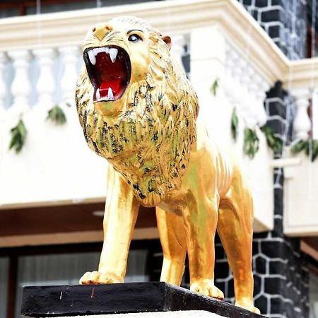 Maharaja The Royal Resort Thane Exterior photo