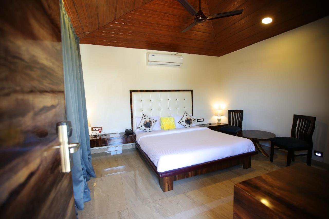 Maharaja The Royal Resort Thane Exterior photo