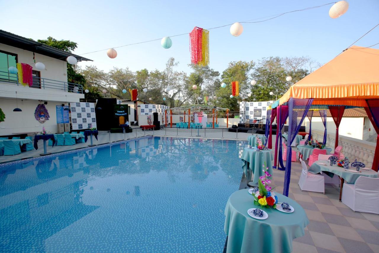 Maharaja The Royal Resort Thane Exterior photo