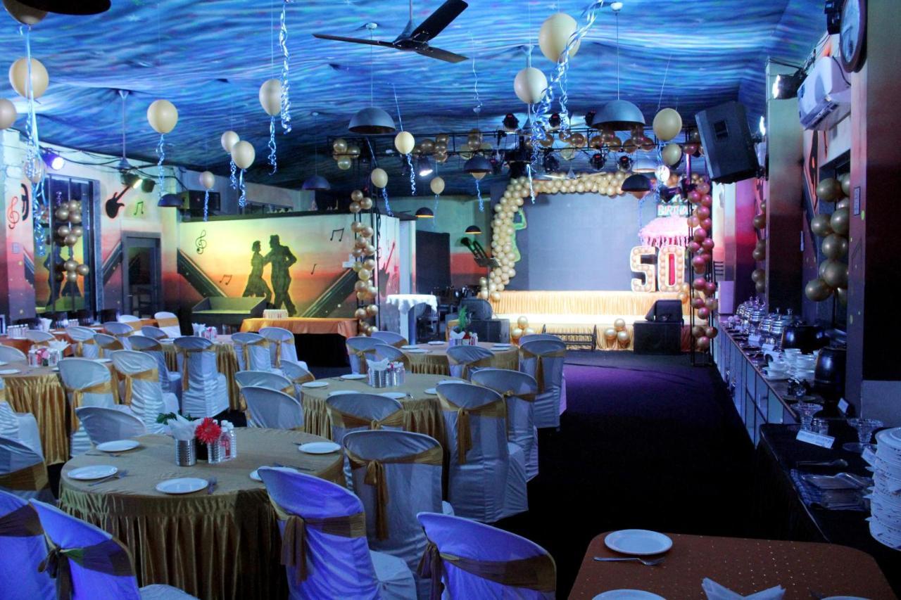 Maharaja The Royal Resort Thane Exterior photo