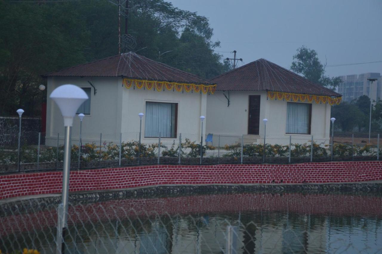 Maharaja The Royal Resort Thane Exterior photo