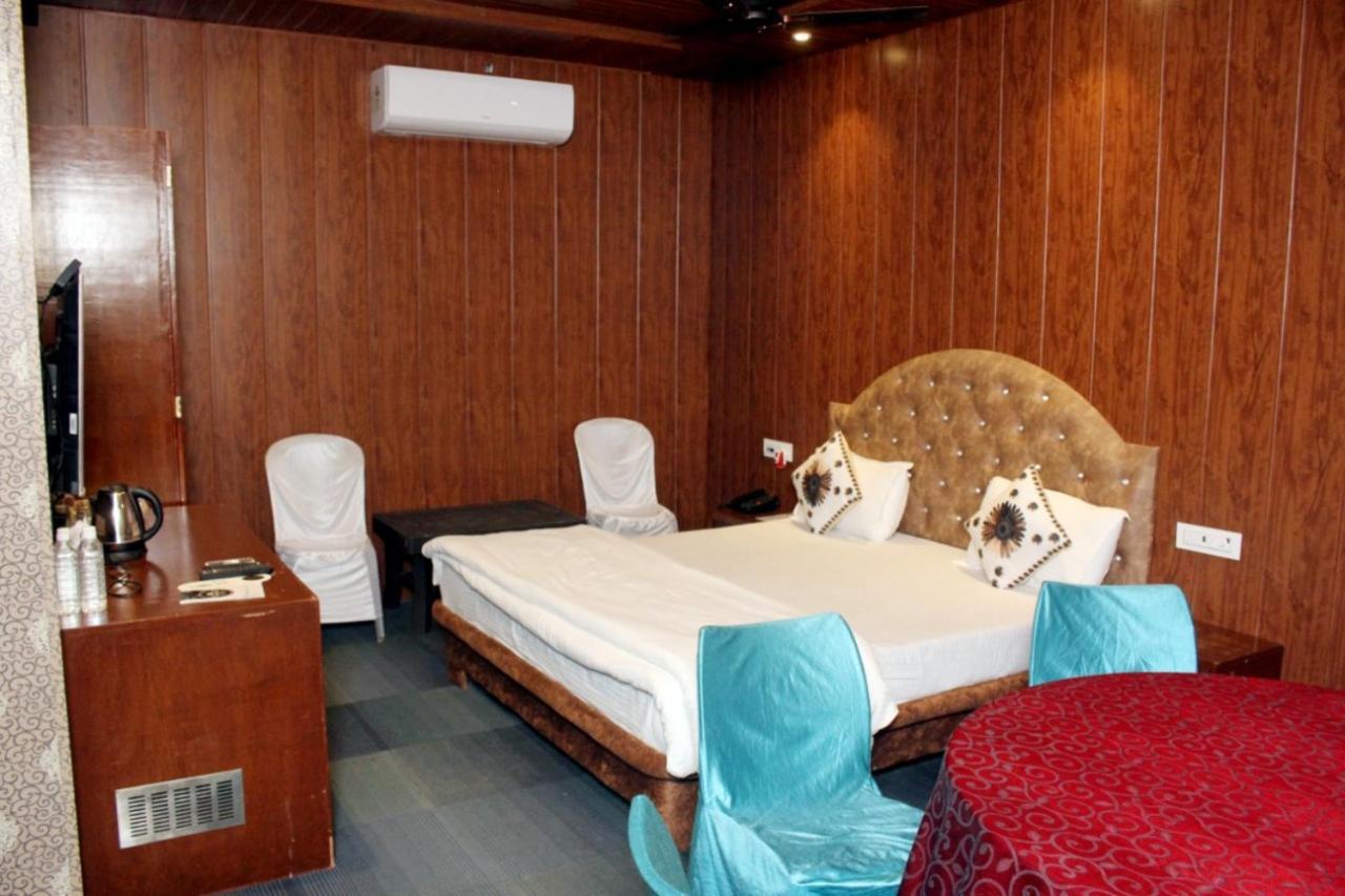 Maharaja The Royal Resort Thane Exterior photo
